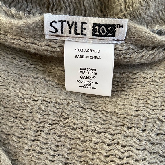 Ganz TWO TONE FRINGED PONCHO NWOT - Picture 3 of 3